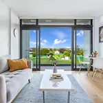 Lovely Bright Apartment - Central Takapuna!