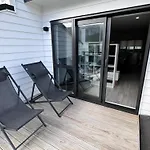 3Br Auckland Holiday Home Near Outlet Shops And Costco