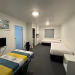 Siesta Motel