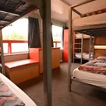 Yha Auckland City