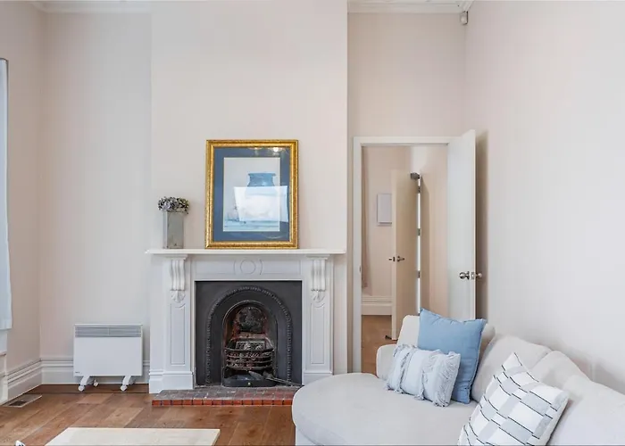 Gorgeous 4Br Mt Eden Retreat Villa