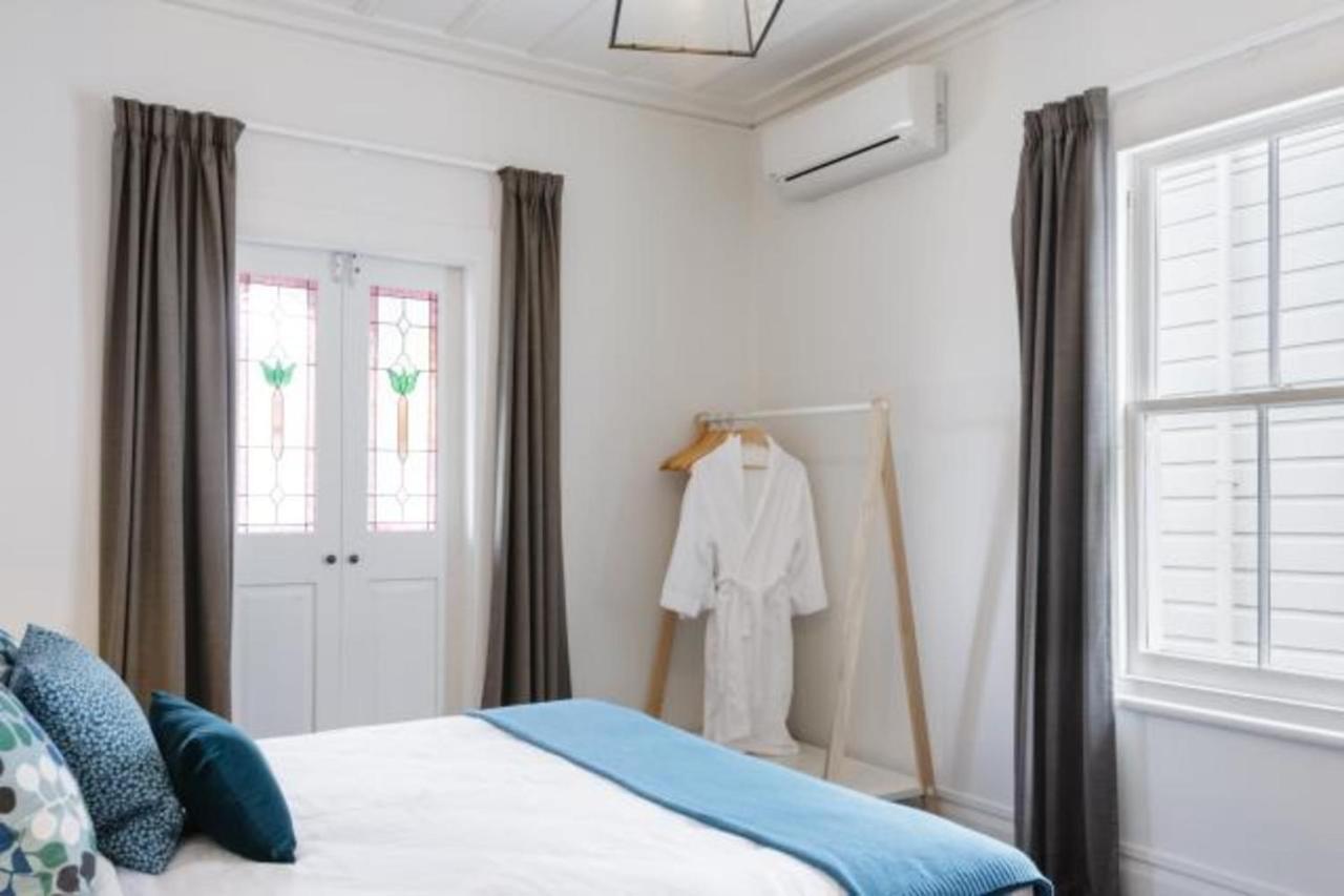 Light-filled Renovated Walk To Ponsonby Road Auckland