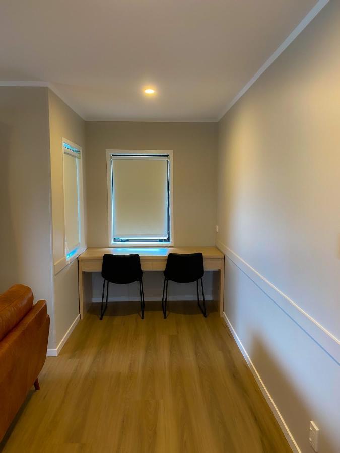 Takapuna International Motor 3*