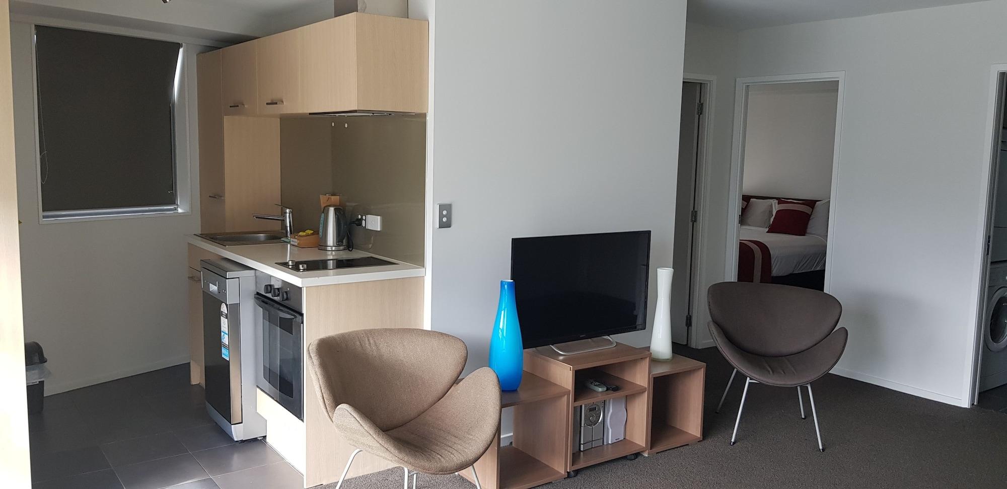 Aparthotel Bianco Off Queen 4*