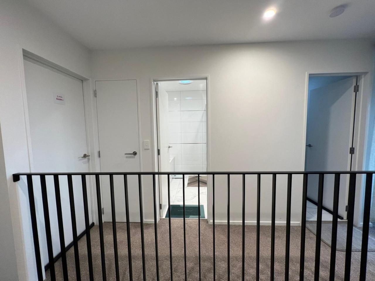 Homestay Ln In Flat Bush