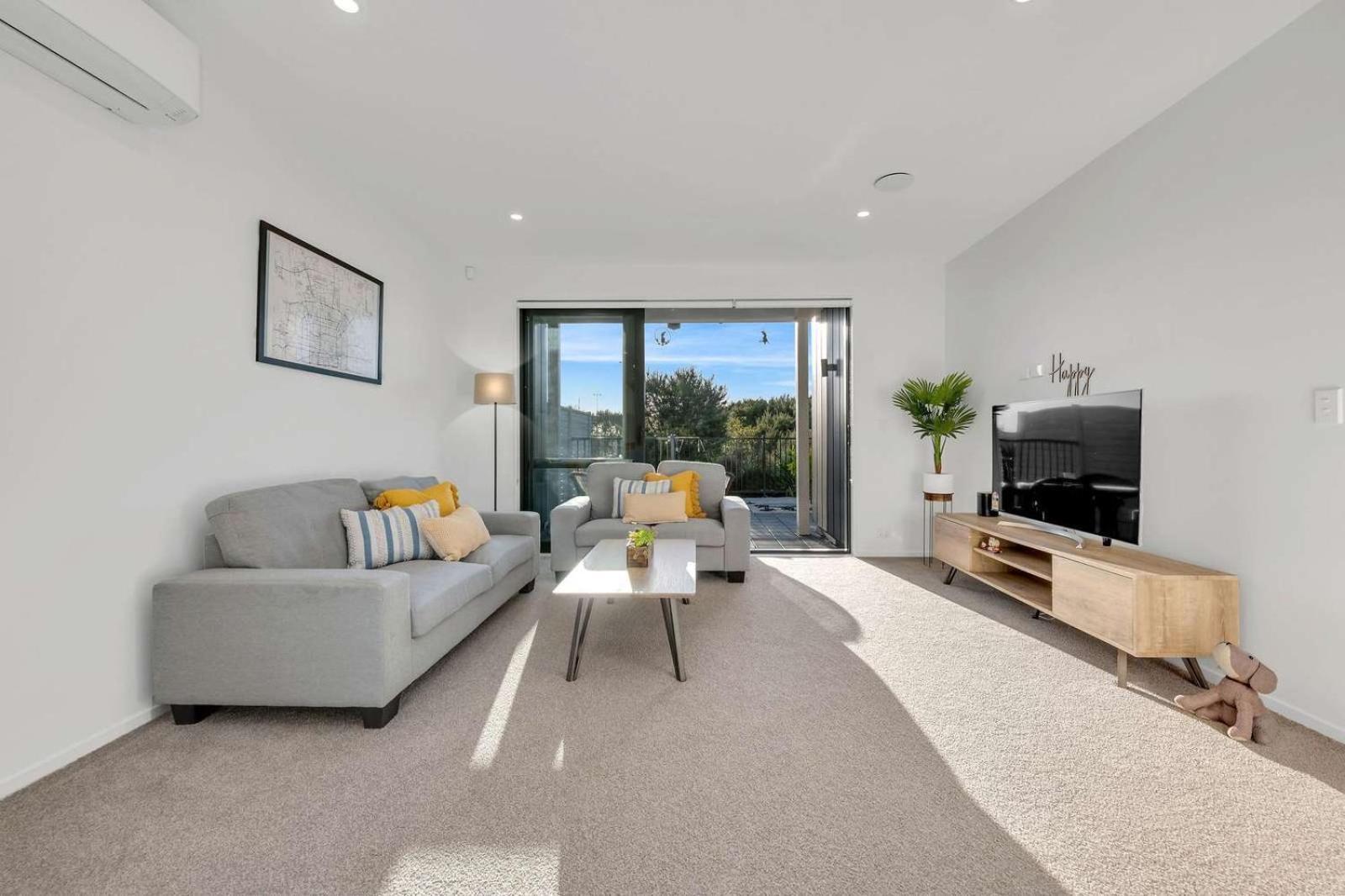 Homestay Ln In Flat Bush