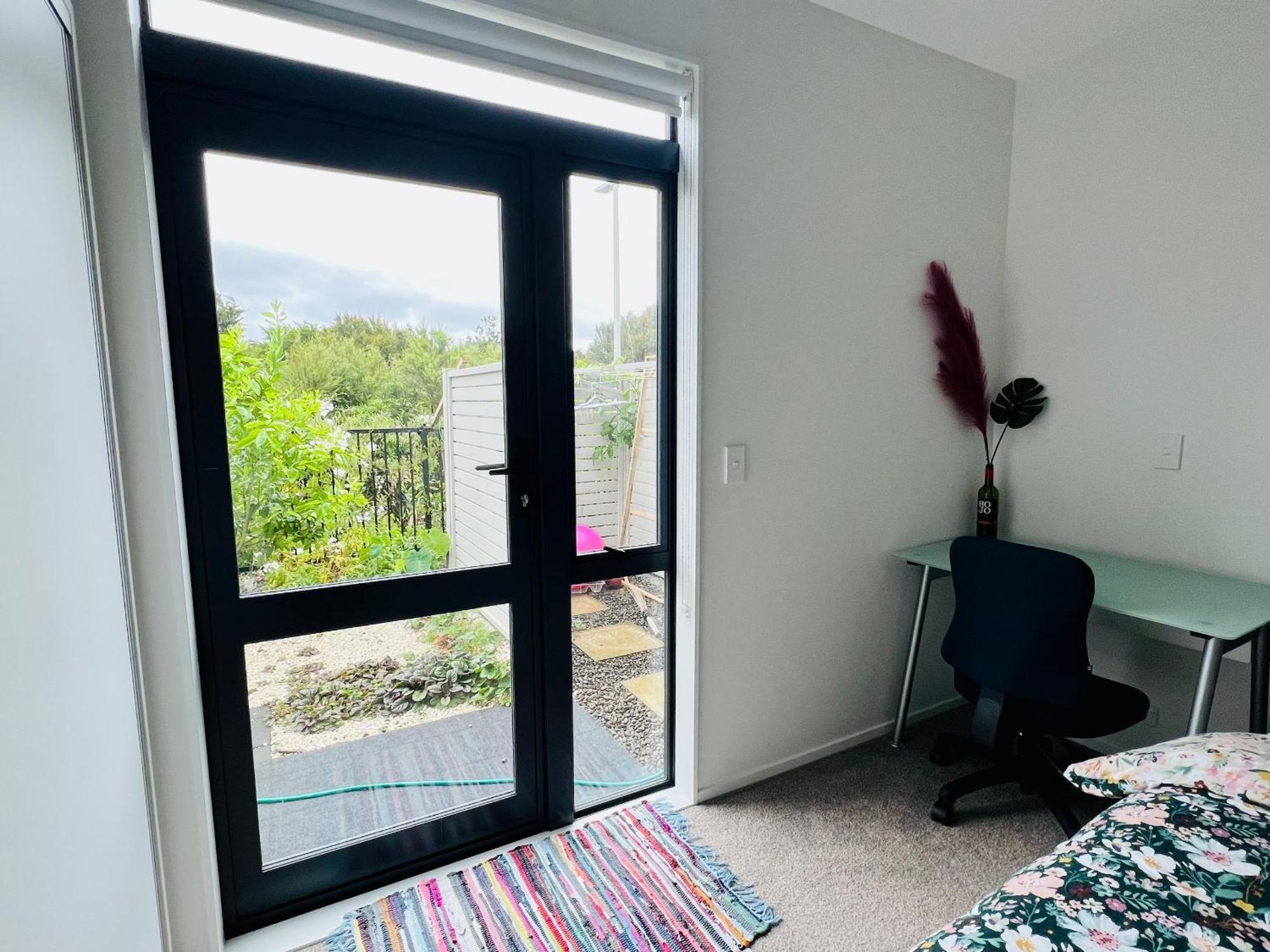 Homestay Ln In Flat Bush Auckland
