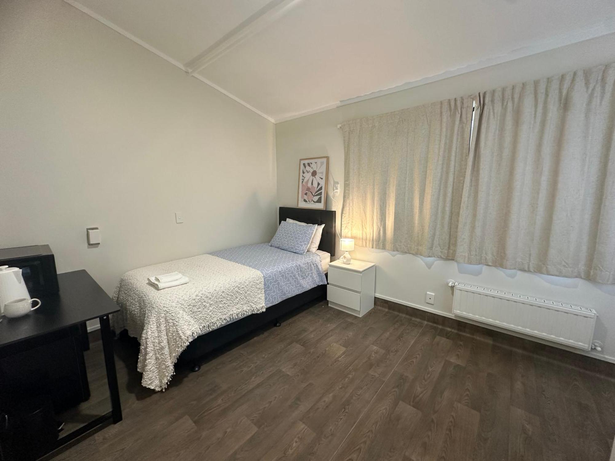 Eden Hostel Auckland