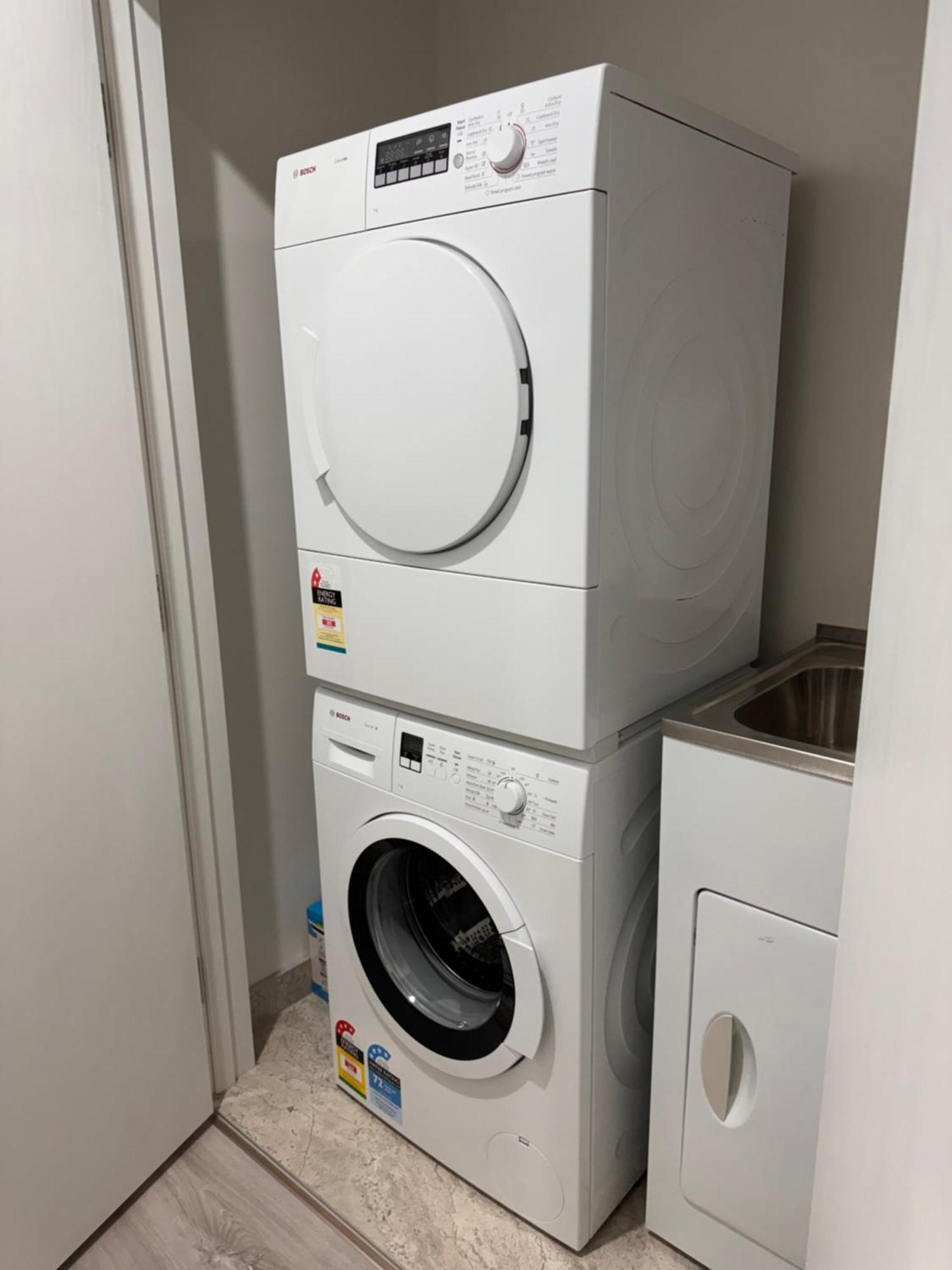 3br Near Outlet Shops And Costco Apartment