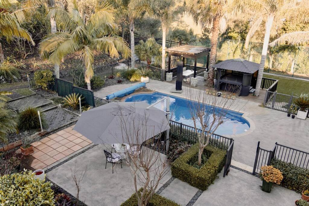Modern Lifestyle Retreat With Stunning View *