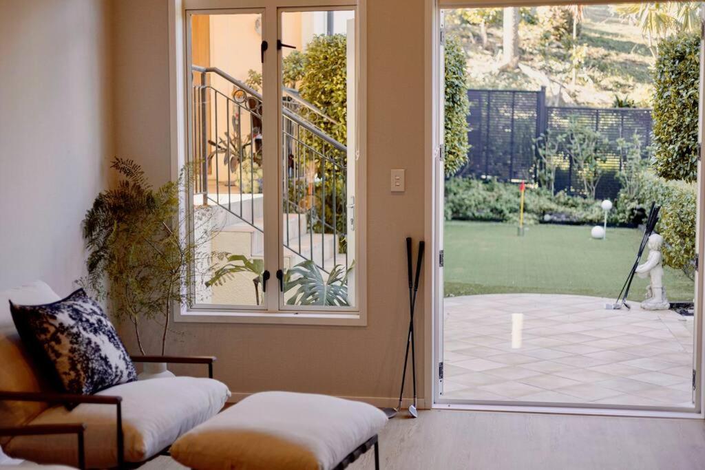 Modern Lifestyle Retreat With Stunning View Villa *