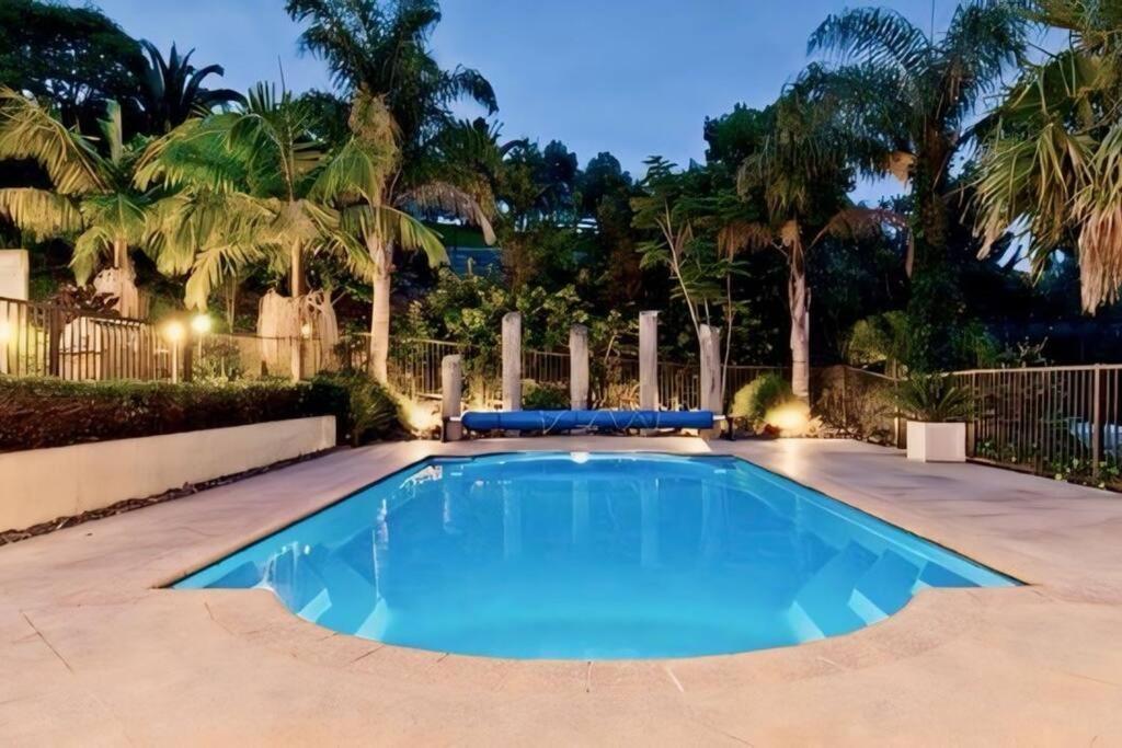 Modern Lifestyle Retreat With Stunning View Villa