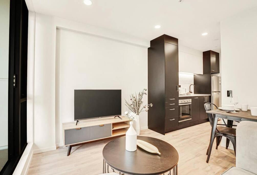 Full Amenities 1-bedroom In Cbd With Pool Apartment Auckland
