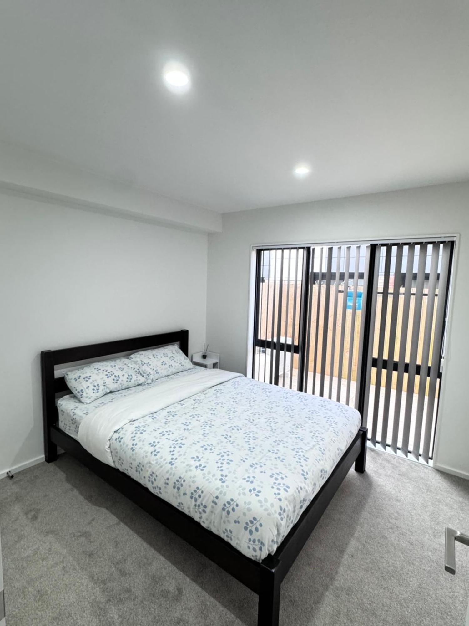 Apartment 3br Near Outlet Shops And Costco *