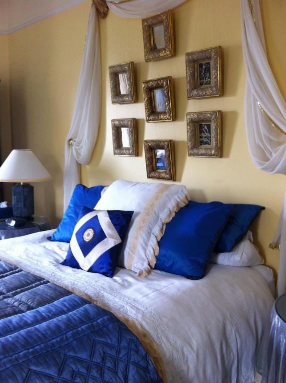 Cotter House Luxury Retreat Bed & Breakfast Auckland