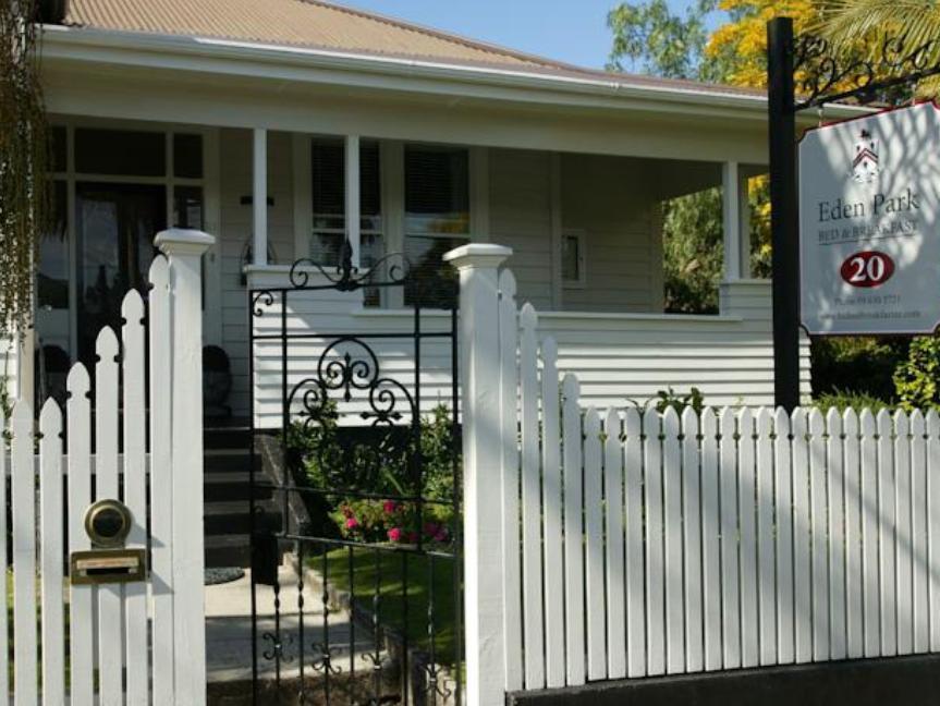 Bed & Breakfast Eden Park 4*