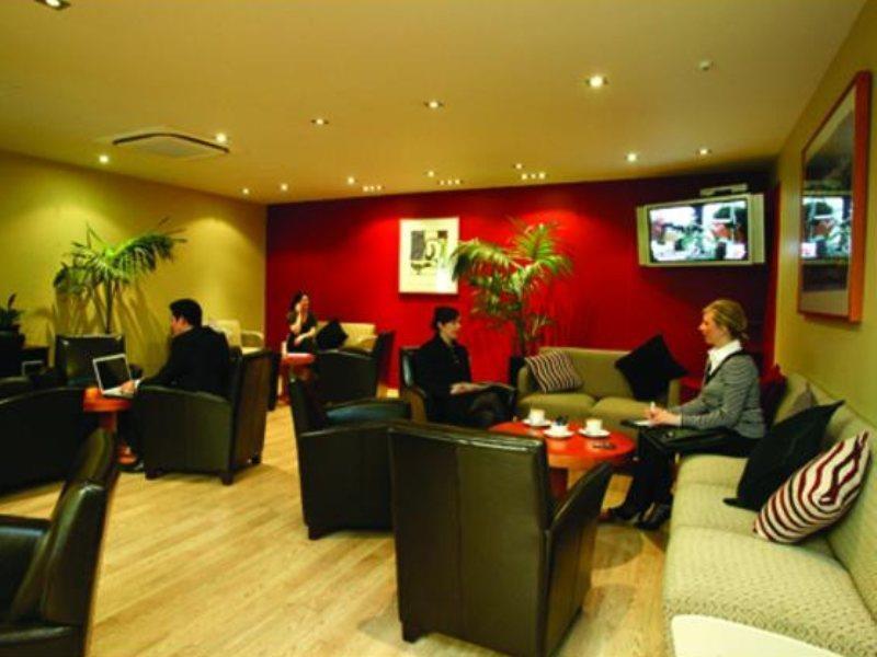 Hotel Copthorne City 4*