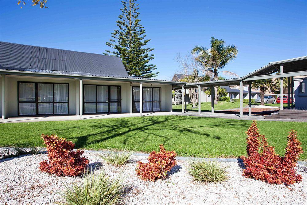 Hotel Airport Kiwi