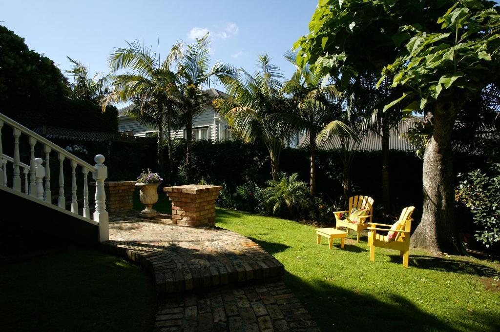 Bed & Breakfast Eden Park 4*