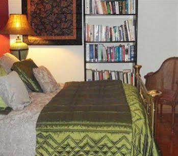 Bed & Breakfast Cotter House Luxury Retreat 5*