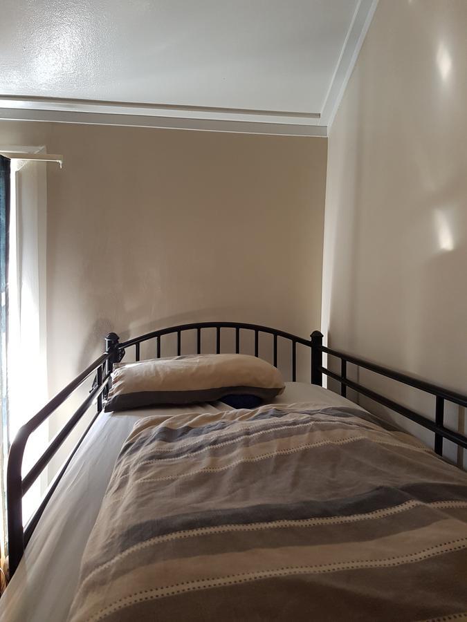 Oaklands Hostel