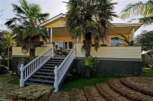 Eden Park Bed & Breakfast 4*