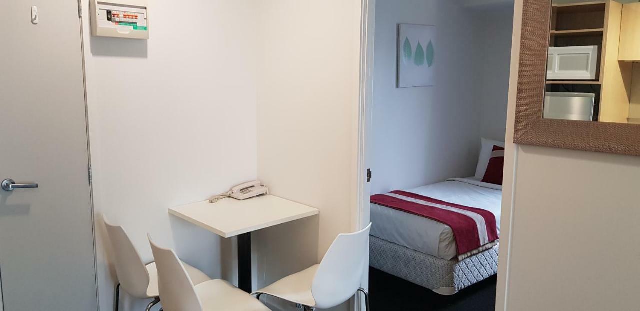 Bianco Off Queen Aparthotel 4*