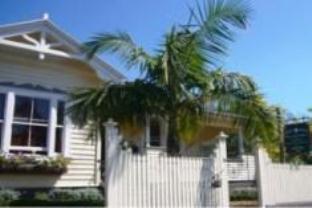 Eden Park Bed & Breakfast