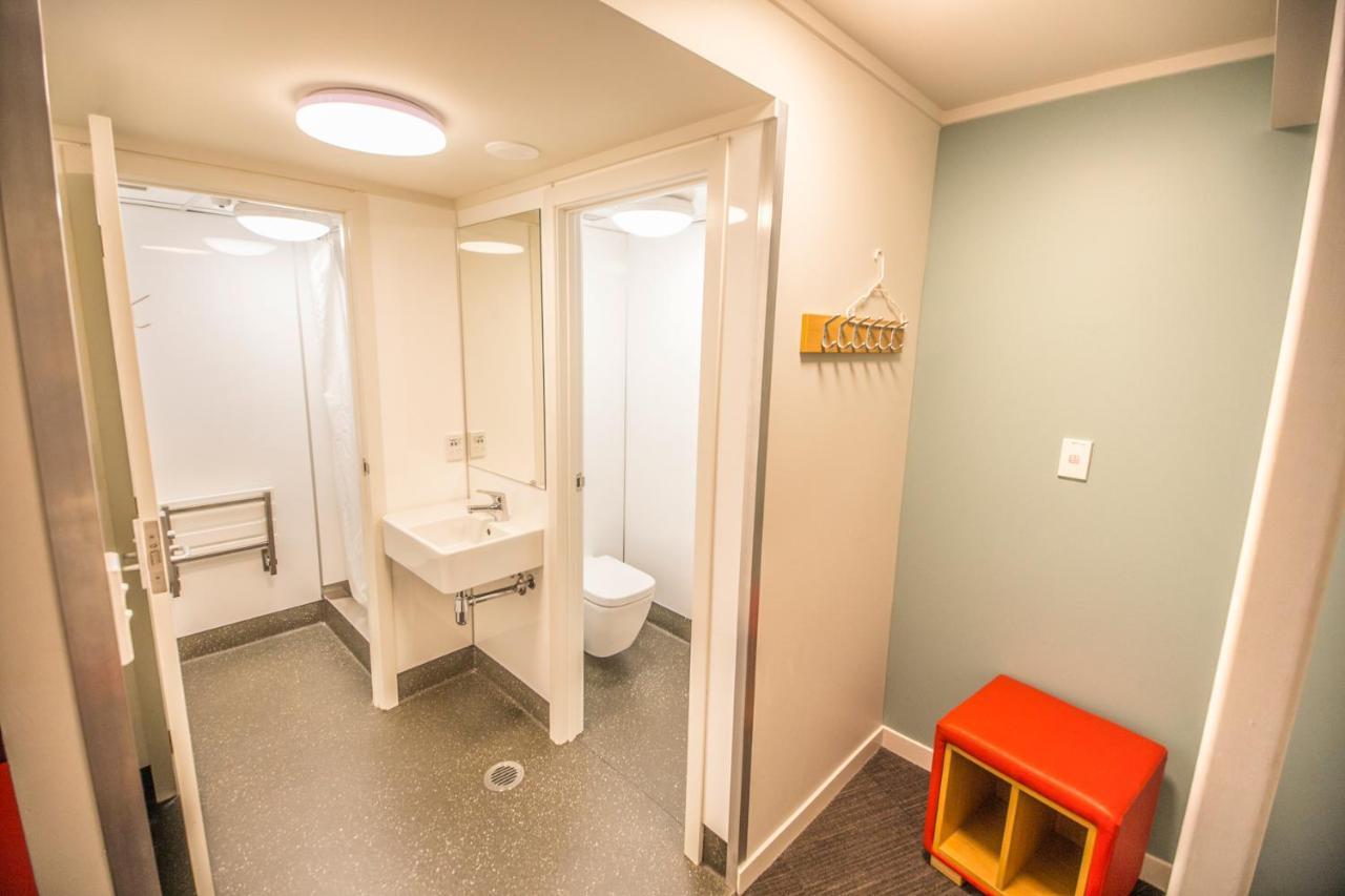 Yha * Auckland