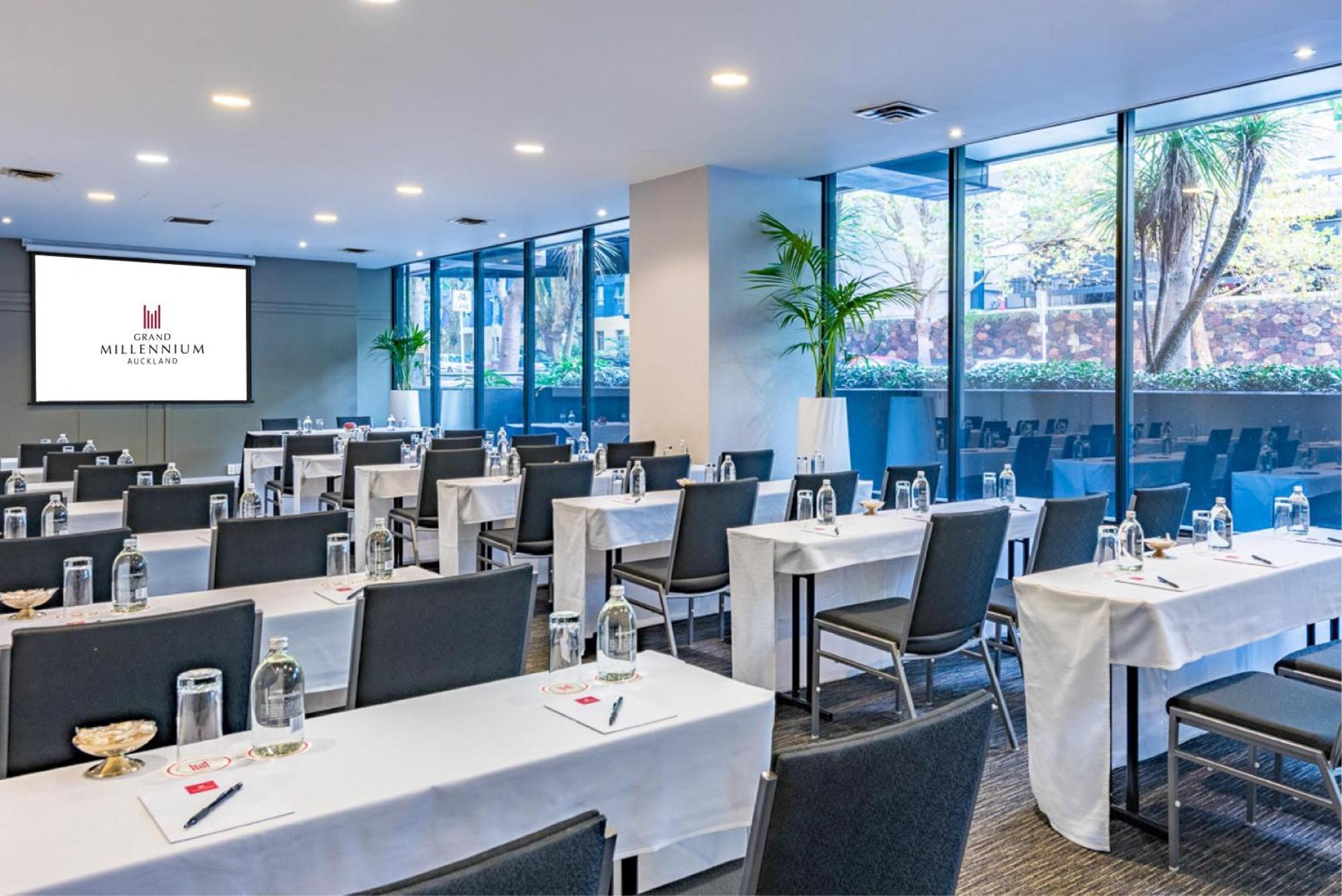 Grand Millennium Hotel 4*