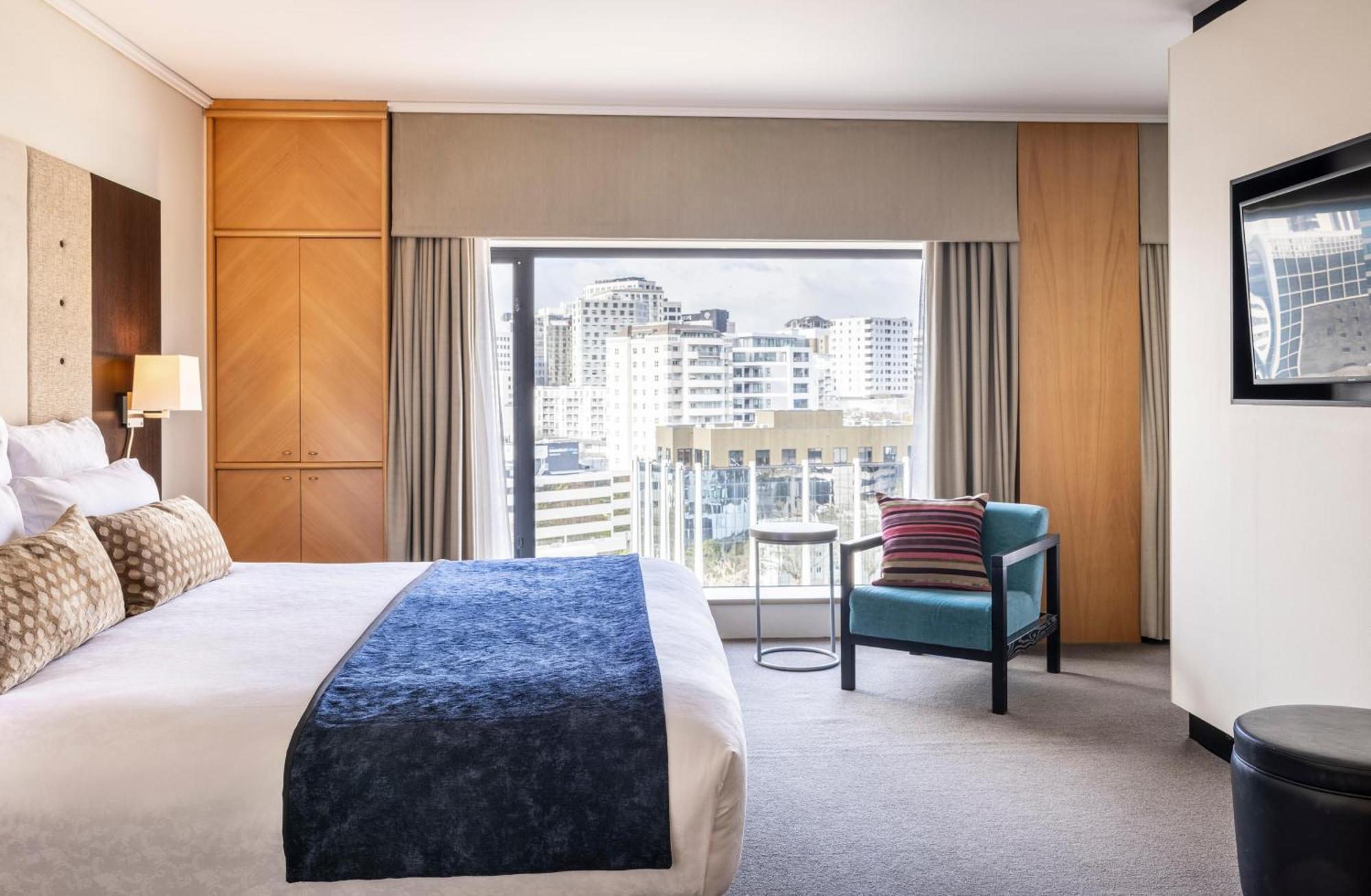 Hotel Grand Millennium 4*