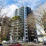The Sail Apartment On Vincent
