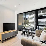 The Sail Apartment On Vincent
