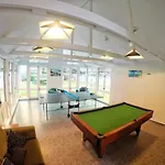 Chamberlain House - 3 Bedroom House By Manly Beach