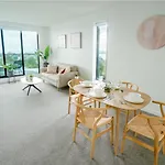 Chelseabay Modern Apartments