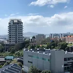 Bright 2 Bedroom 2 Bath In Grafton With Views