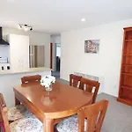 Cheerful 3Br Home With Free Wifi & Netflix