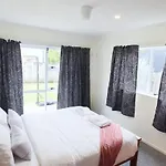 Cheerful 3Br Home With Free Wifi & Netflix