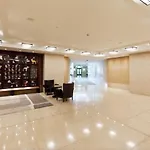 Skytower View 2 Bedroom In Metropolis Residence