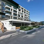 Qv Brand New Luxury Apt With Tandem Carpark - 975