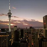Qv Amazing 2-Bedroom In Cbd With Carpark - 859