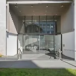 Lovely And Warm One Bedroom In The Cbd