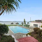 Magnificent Beachfront Mansion - Pool - Fireplace