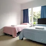 Large 6Br House South Auckland