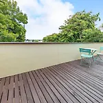 Large 6Br House South Auckland