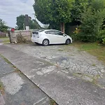 1 Bed 1 Bathroom W Parking Wi-Fi Netflix