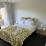 Central Howick Uxbridge Apartments