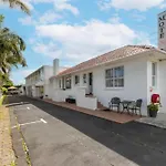 Aarangi Motel