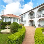 Aarangi Motel