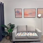 Peaceful And Lovely Home With External Private Bathroom
